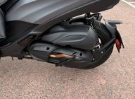 PIAGGIO MP3 530 2025 top case + tablier + poignée chauffante 
